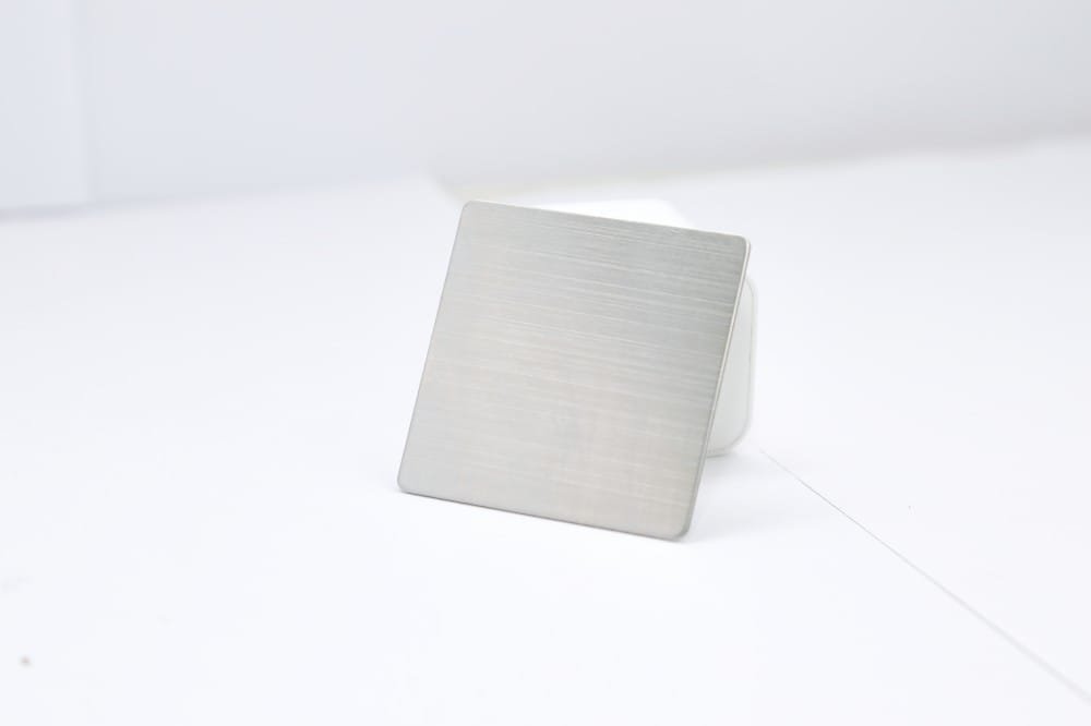 hairline & brushed finish stainless steel sheets (1)